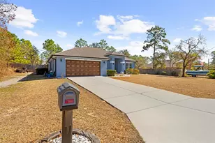 12034 Mandlin Rd, Weeki Wachee, FL 34614 - Photo 9