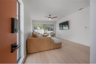 4709 Glenaire Court, Tampa, FL 33624 - Photo 3