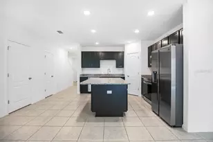 4713 Trout Lily St, Tampa, FL 33610 - Photo 7