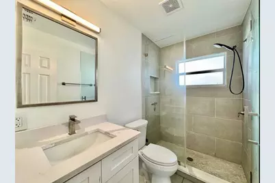 1101 46th Street N, Saint Petersburg, FL 33713 - Photo 17