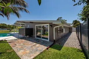 263 87th Ave N, Saint Petersburg, FL 33702 - Photo 17