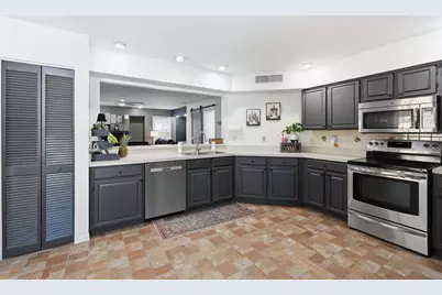 3277 Montrose Circle, Palm Harbor, FL 34684 - Photo 9