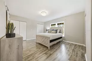 2497 Heron Terrace, Clearwater, FL 33762 - Photo 13