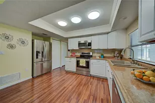 3001 Vivienda Blvd, Bradenton, FL 34207 - Photo 23