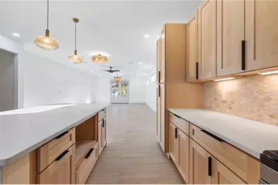 2727 W Chestnut Street, Tampa, FL 33607 - Photo 13