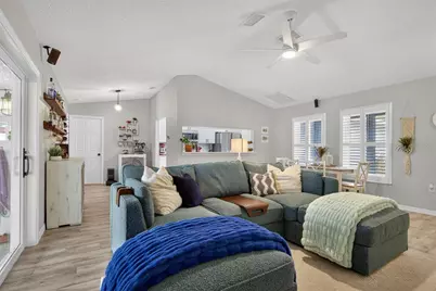 4110 W Mango Avenue, Tampa, FL 33616 - Photo 7