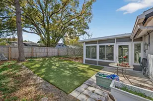 1605 Amberlea Dr N, Dunedin, FL 34698 - Photo 21