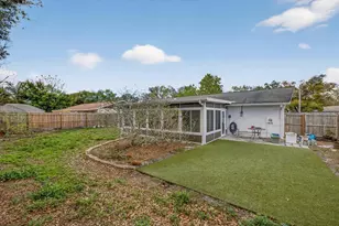 1605 Amberlea Dr N, Dunedin, FL 34698 - Photo 5
