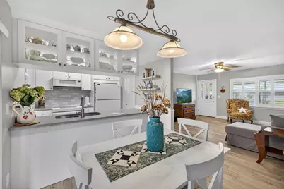 1605 Amberlea Drive N, Dunedin, FL 34698 - Photo 9