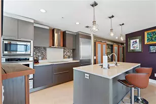 175 1st St S, Saint Petersburg, FL 33701 - Photo 9