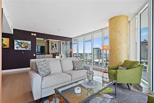 175 1st St S, Saint Petersburg, FL 33701 - Photo 7