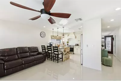 6415 Windwood Court, Tampa, FL 33634 - Photo 7