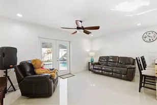 6415 Windwood Ct, Tampa, FL 33634 - Photo 5