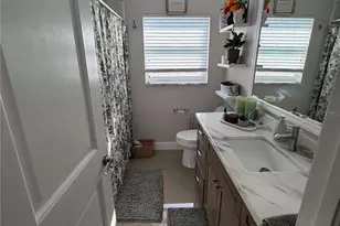 2754 Renatta Dr, Belleair Bluffs, FL 33770 - Photo 11