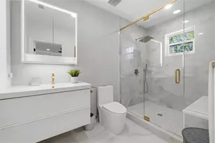 639 43rd Ave N, Saint Petersburg, FL 33703 - Photo 31