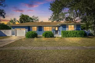 737 53rd Terrace N, Saint Petersburg, FL 33701 - Photo 1