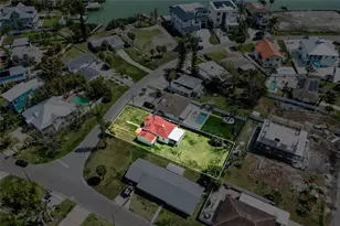 15822 Redington Dr, Redington Beach, FL 33708 - Photo 3