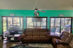 585 E Foresthill Pl, Hernando, FL 34442 - Photo 5