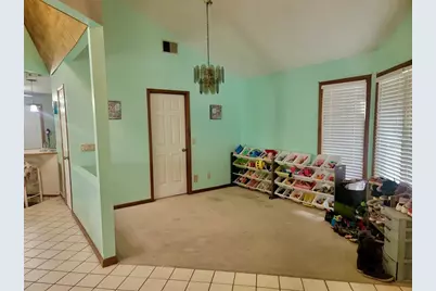 585 E Foresthill Place, Hernando, FL 34442 - Photo 3