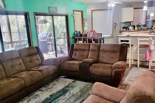 585 E Foresthill Pl, Hernando, FL 34442 - Photo 7