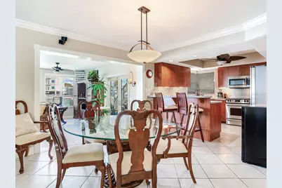 210 Dolphin Point #B, Clearwater Beach, FL 33767 - Photo 23