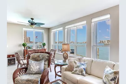 210 Dolphin Point #B, Clearwater Beach, FL 33767 - Photo 15