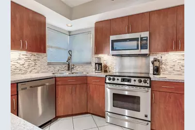 210 Dolphin Point #B, Clearwater Beach, FL 33767 - Photo 29