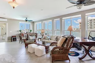 210 Dolphin Point, Clearwater Beach, FL 33767 - Photo 13