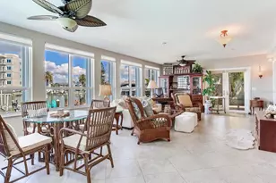 210 Dolphin Point, Clearwater Beach, FL 33767 - Photo 21