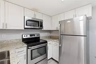 2183 Fox Chase Blvd, Palm Harbor, FL 34683 - Photo 5