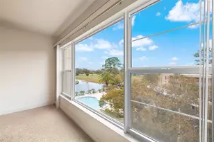 225 Country Club Dr, Largo, FL 33771 - Photo 7