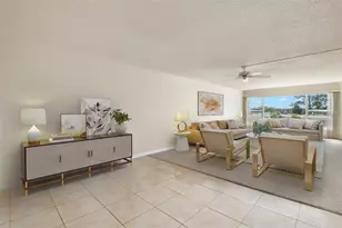 225 Country Club Dr, Largo, FL 33771 - Photo 9