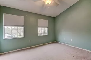 12440 Berkeley Square Dr, Tampa, FL 33626 - Photo 19