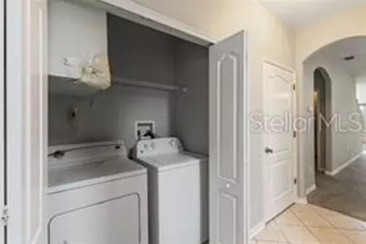 1040 Sleepy Oak Drive, Wesley Chapel, FL 33543 - Photo 3