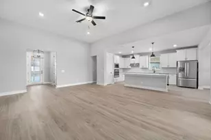 36794 Sundowner Trl, Fruitland Park, FL 34731 - Photo 9