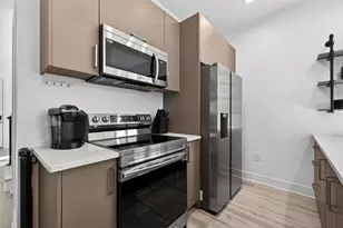 8706 Palm Ranches Pl, Tampa, FL 33614 - Photo 9