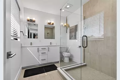 8706 Palm Ranches Place, Tampa, FL 33614 - Photo 21