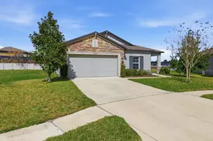 12218 Gothic Rd, Spring Hill, FL 34610 - Photo 3