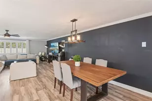 5942 13th St, Zephyrhills, FL 33542 - Photo 7