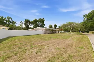 4415 7th St S, Saint Petersburg, FL 33705 - Photo 37