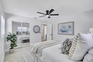 828 50th Ave S, Saint Petersburg, FL 33705 - Photo 17