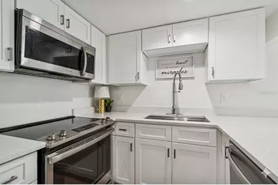 718 Haven Place #718, Tarpon Springs, FL 34689 - Photo 3