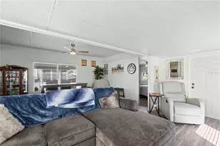 37332 Sandra Ave, Zephyrhills, FL 33542 - Photo 13