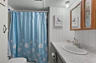 37332 Sandra Ave, Zephyrhills, FL 33542 - Photo 17