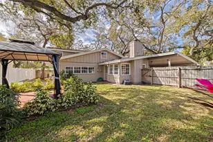 2901 Pelham Rd N, Saint Petersburg, FL 33710 - Photo 23