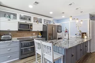 8931 Blind Pass Rd, Saint Pete Beach, FL 33706 - Photo 3