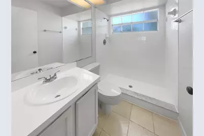 6902 Lakeview Court, Tampa, FL 33634 - Photo 7