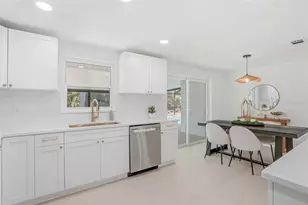 16133 Sandcrest Way, Tampa, FL 33618 - Photo 11