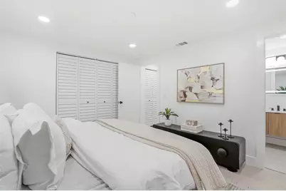 16133 Sandcrest Way, Tampa, FL 33618 - Photo 15