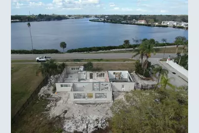 803 Whitcomb Boulevard, Tarpon Springs, FL 34689 - Photo 1